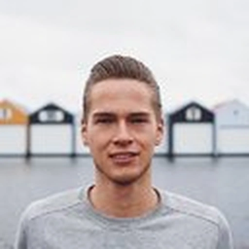 Jonas L.